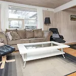 5 Star Holiday Home In Glesborg 度假居