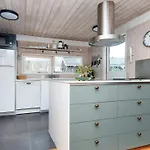 5 Star Holiday Home In Glesborg * Fjellerup Strand