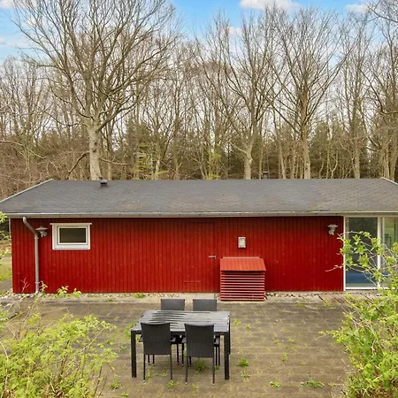 10 Person In Glesborg Holiday home