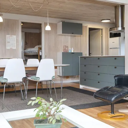 5 Star Holiday Home In Glesborg * Fjellerup Strand