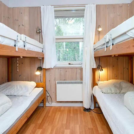 Holiday home 5 Star In Glesborg